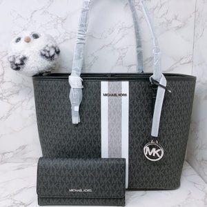 Michael Kors JST Medium Carryall Tote Set